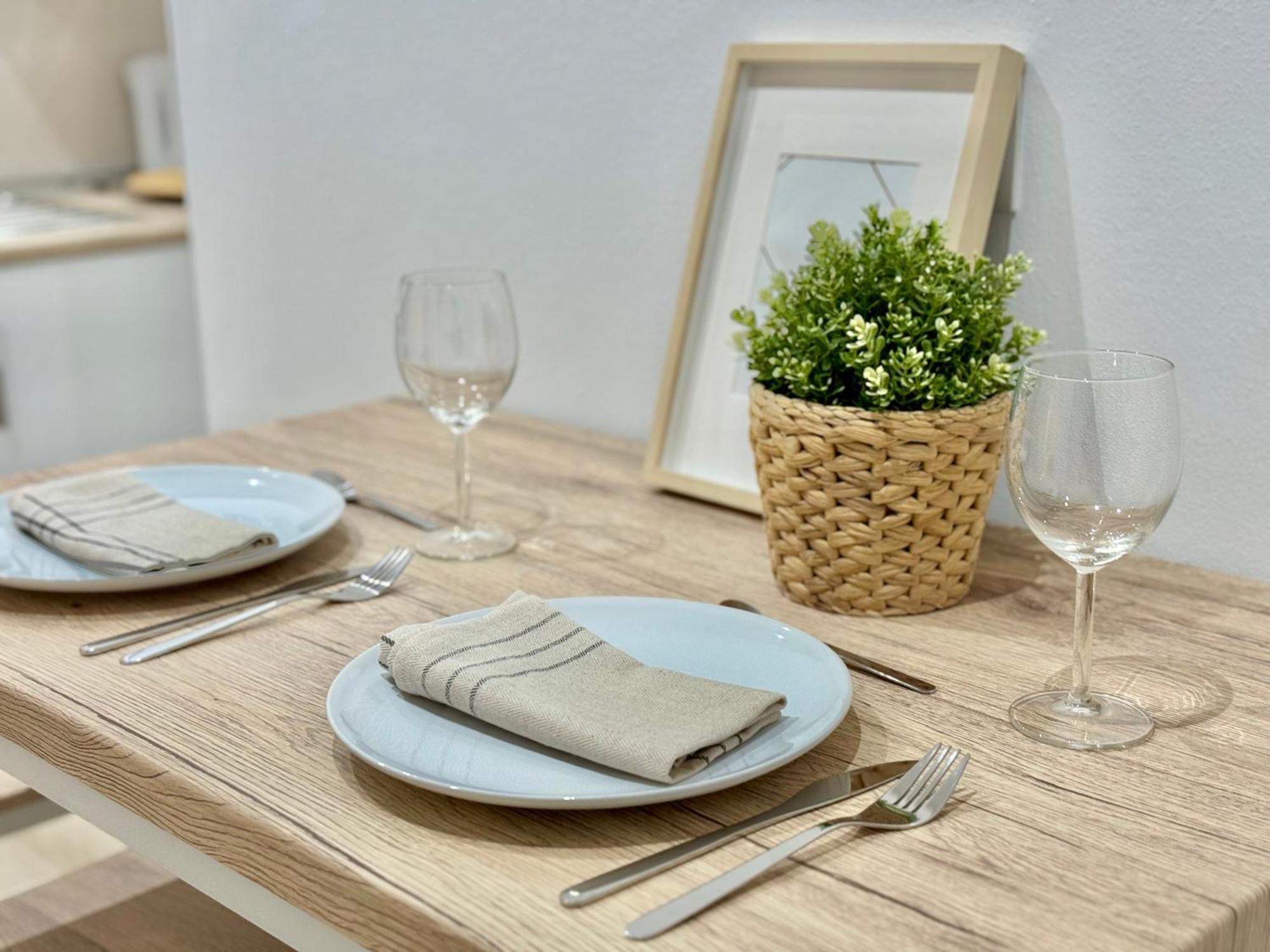Nueva 29 Apartment เนร์คา ภายนอก รูปภาพ