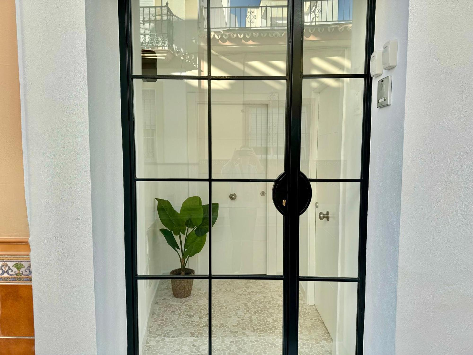 Nueva 29 Apartment เนร์คา ภายนอก รูปภาพ